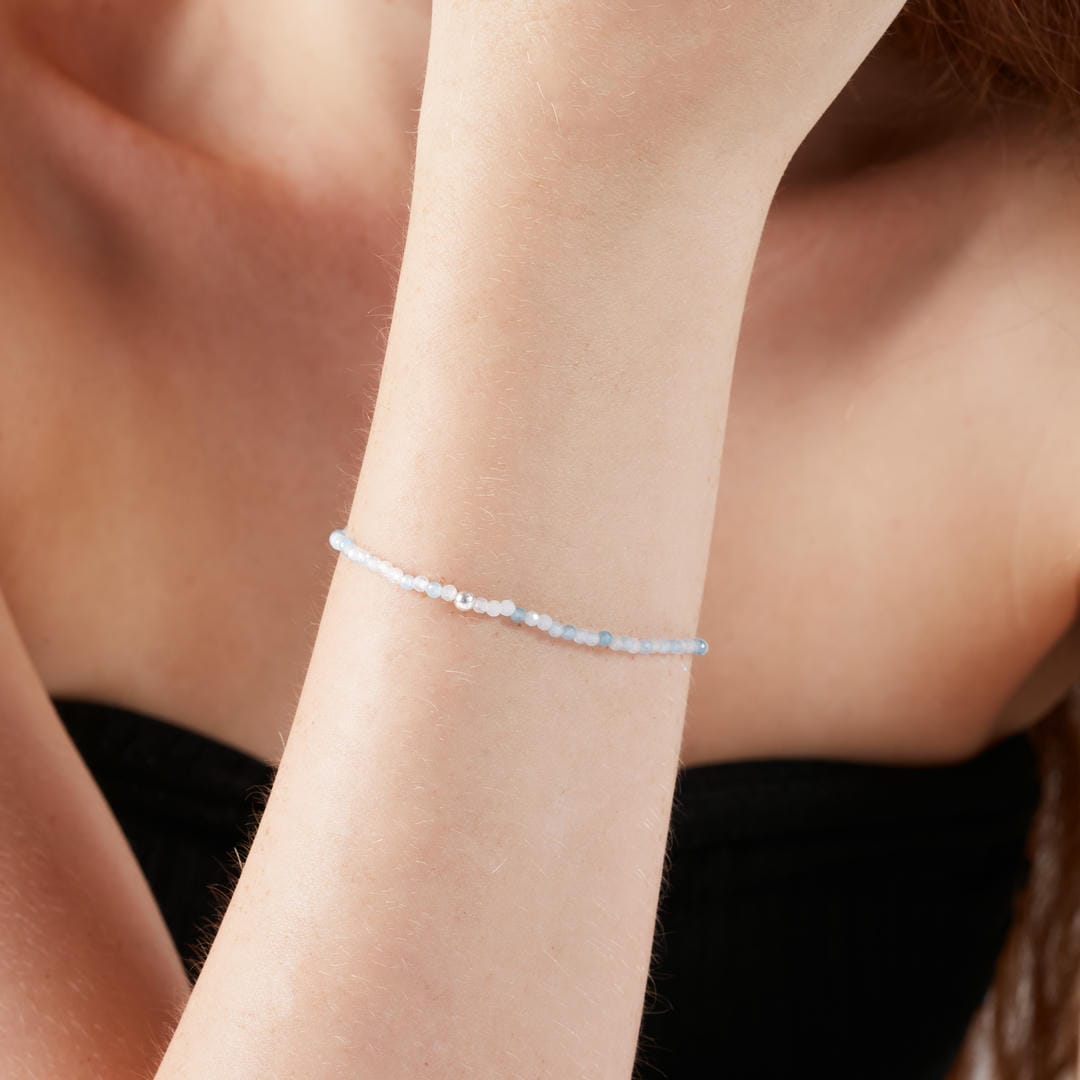 Aquamarin Mini-Perlenarmband facettiert mit Silberperle