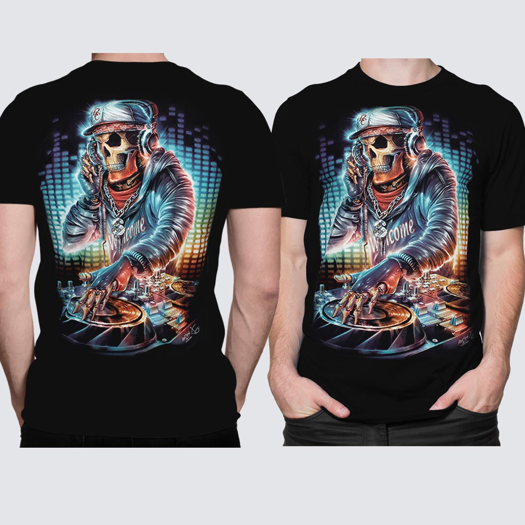 Schwarzes T-Shirt mit DJ Skull & Bone-Print, Vorder- und Rückseite