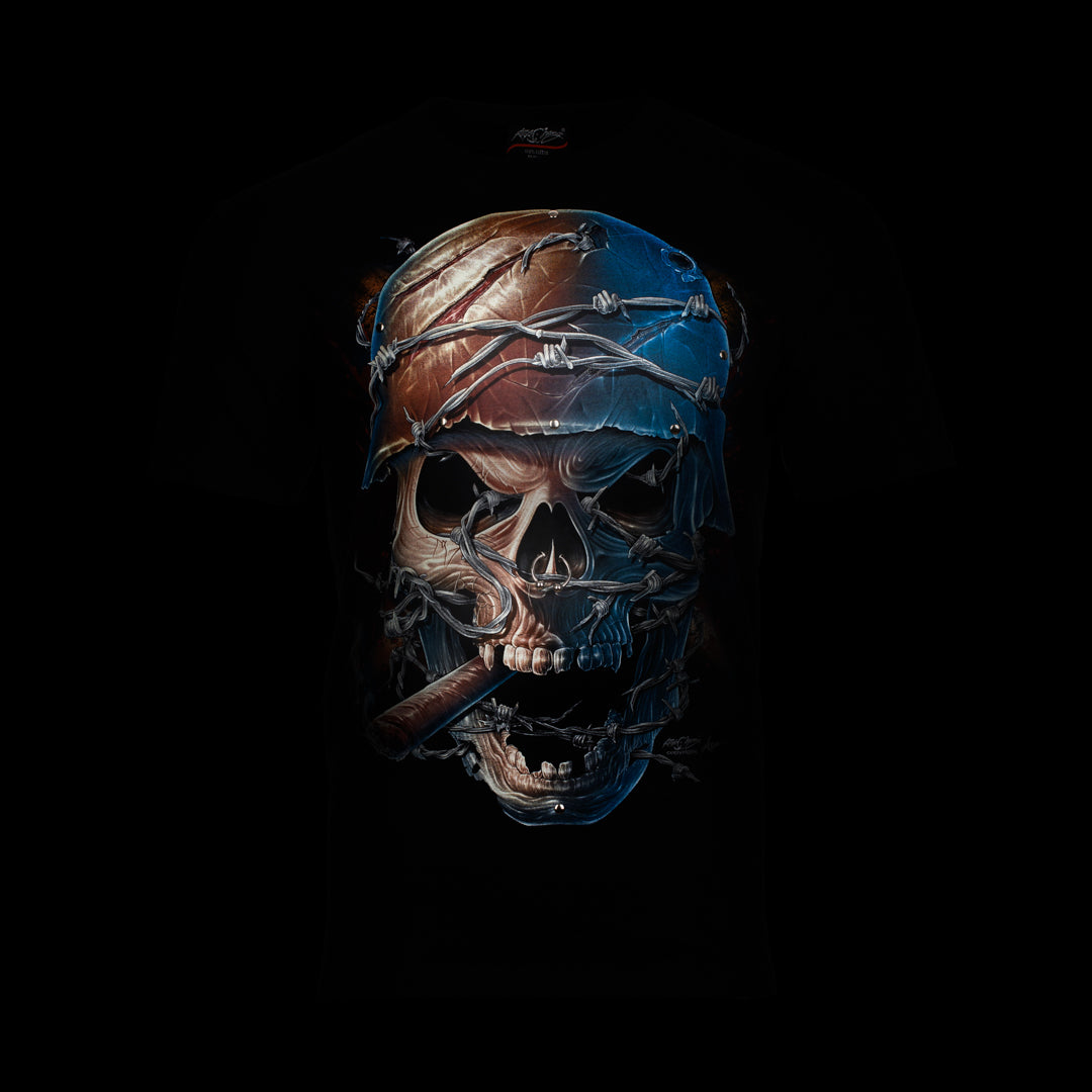 Totenkopf mit Helm