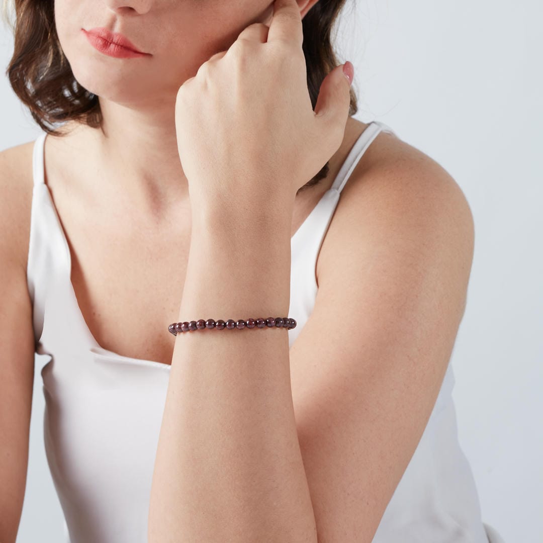 Kraftarmband Granat – Leidenschaft & Selbstvertrauen