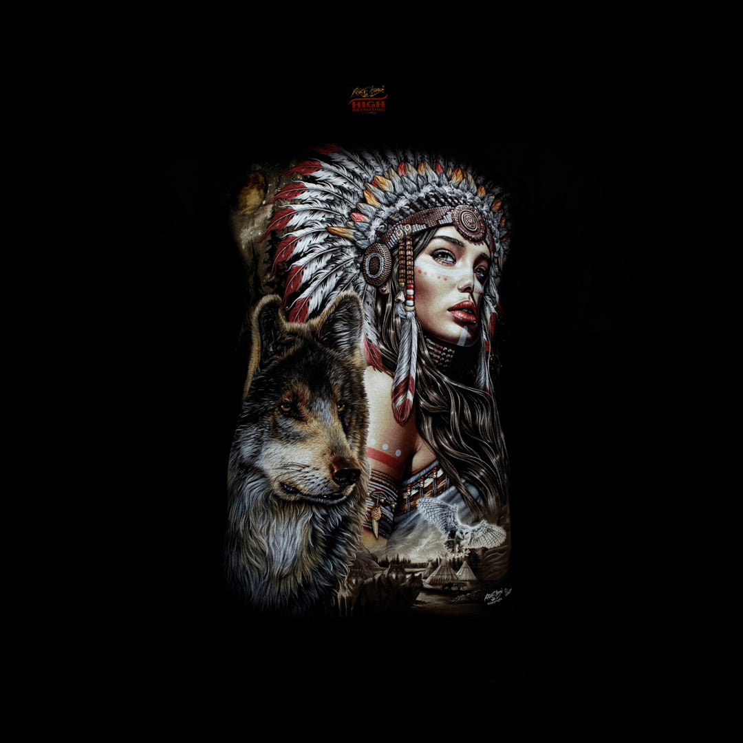 Kriegerfrau und Wolf-Print